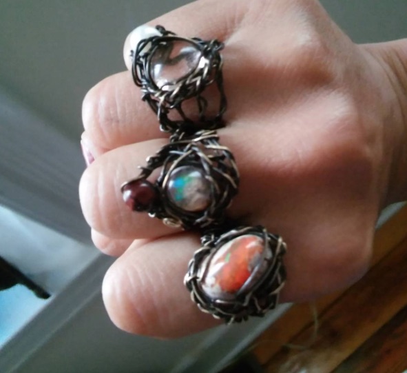 File:Ania Rings.jpg