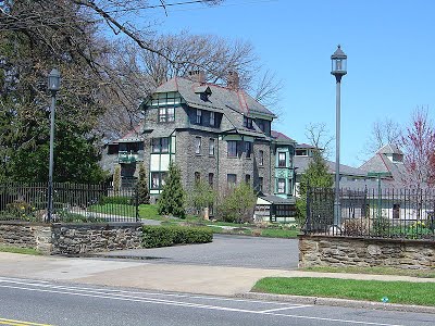 File:FoxChaseHomeowners.jpeg
