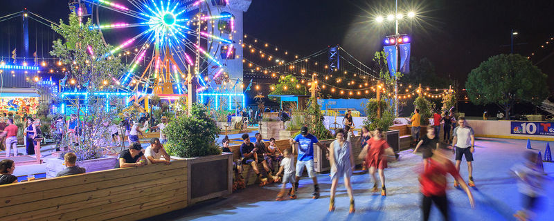 File:DelawareRiverWaterfront.jpg