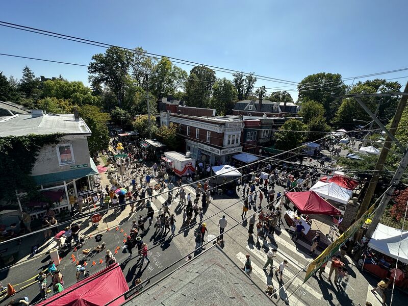 File:MtAiryVillageFair.jpeg